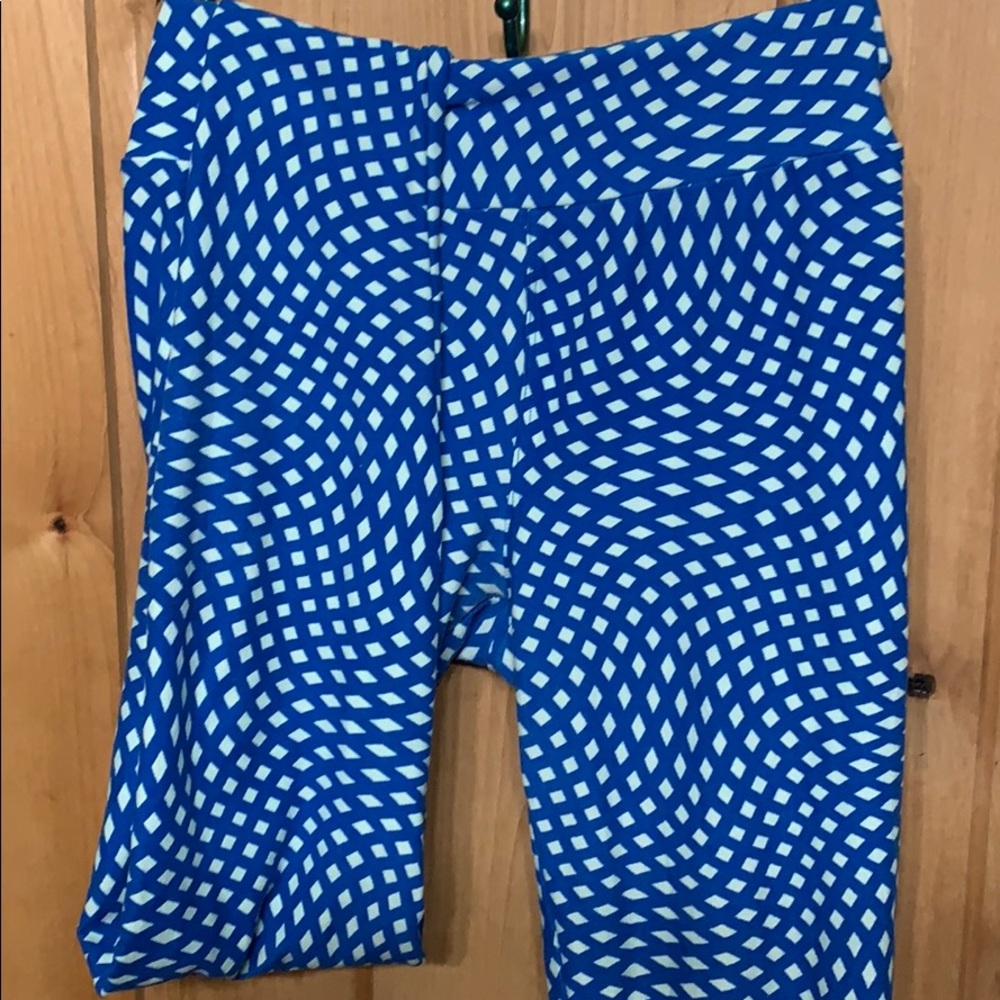 LuLaRoe leggings blue and light blue pattern